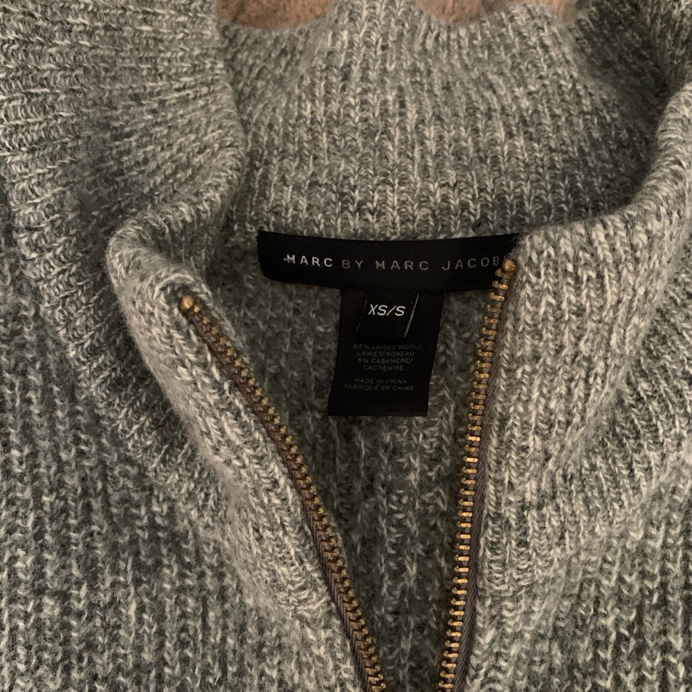 •Marc By Marc Jacobs Sweater• - Picture 7 of 8